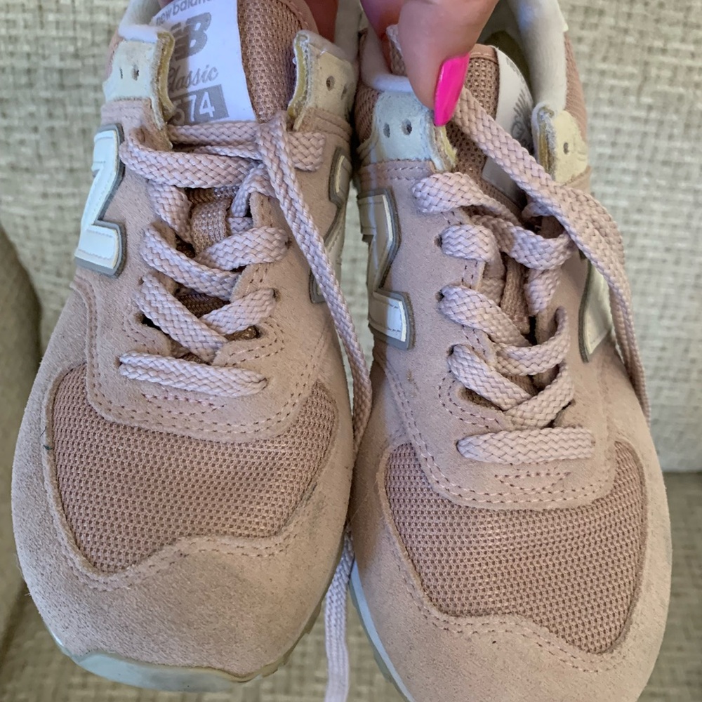 New balance women’s sneakers